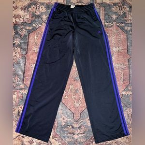 Vintage wide legged Adidas sweatpants